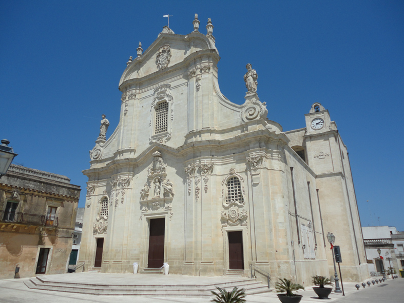 La chiesa matrice di Uggiano La Chiesa, borgo salentino  a 5 km da Otranto